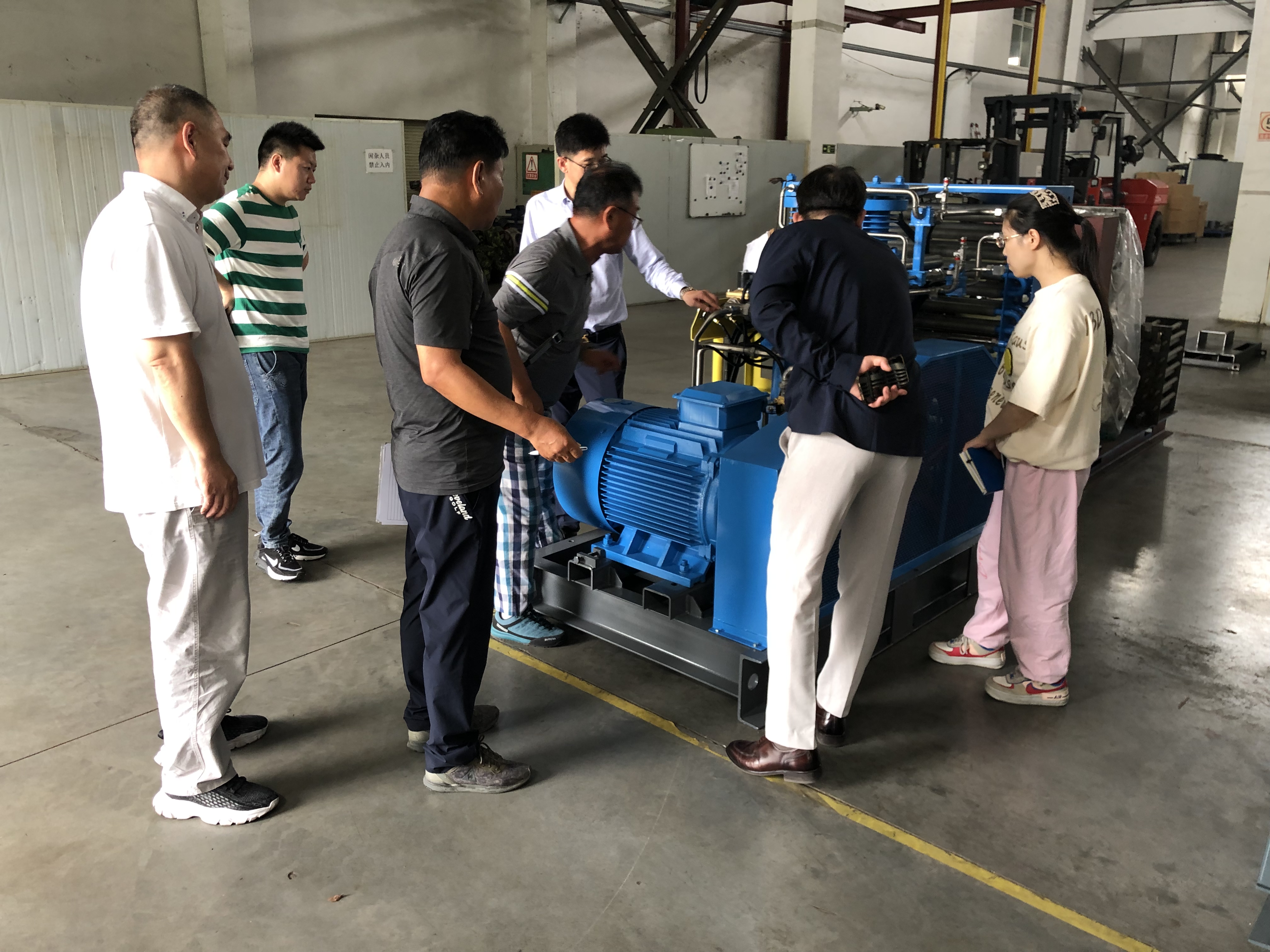 1D4870E25B1B1D17A3EB0699156E0FF